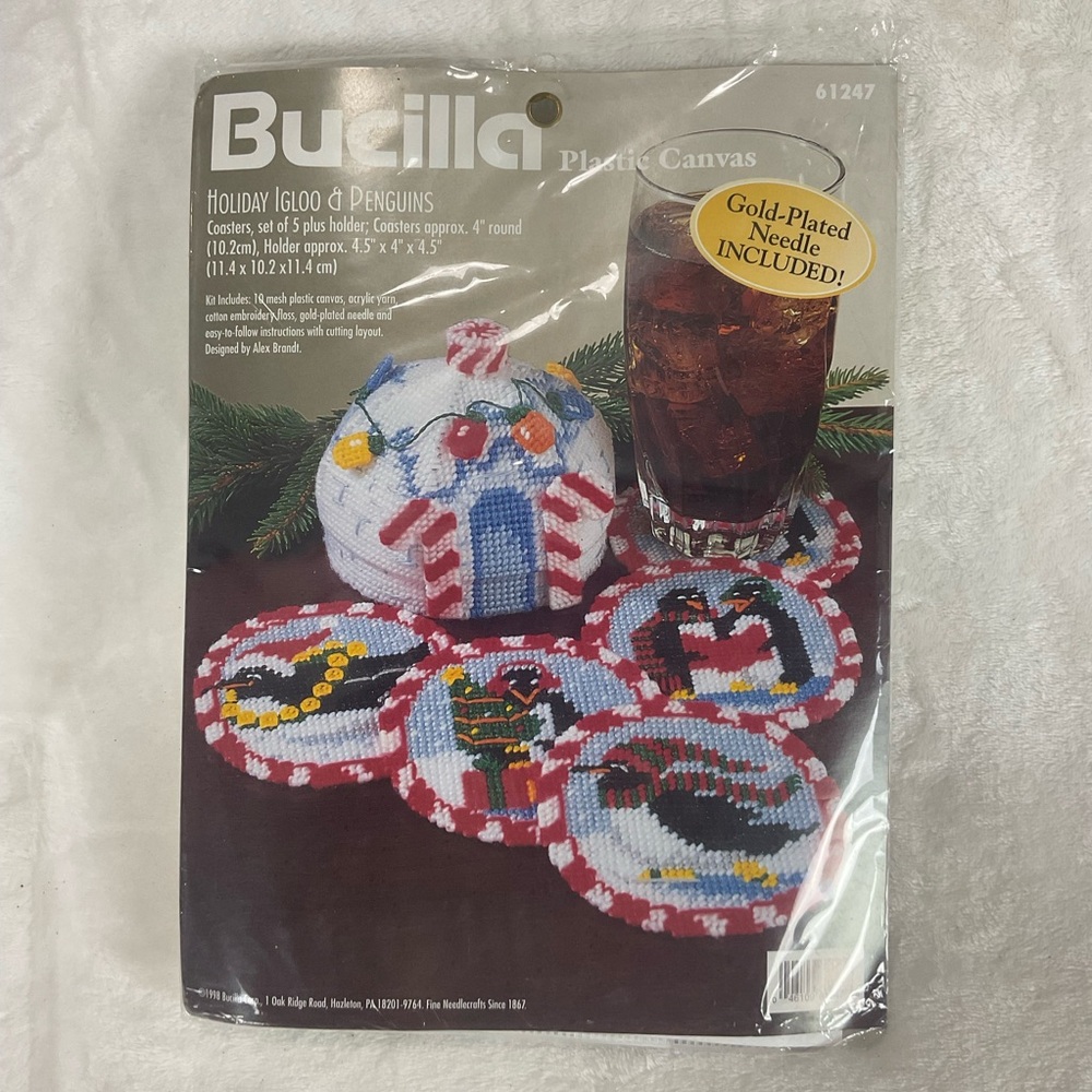 Bucilla Plastic Canvas Christmas Holiday Igloo & Penguins Coasters & Holder